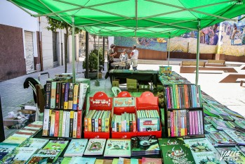 La Feria del libro llega a la Plaza de Arriba
