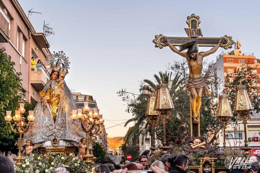 La Virgen de la Salud y el Cristo del Buen Suceso volverán a procesionar juntos La Virgen de la Salud y el Cristo del Buen Suceso volverán a procesionar juntos