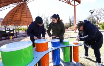 Petrer invierte 35.000 euros para tener juegos adaptados en El Campet