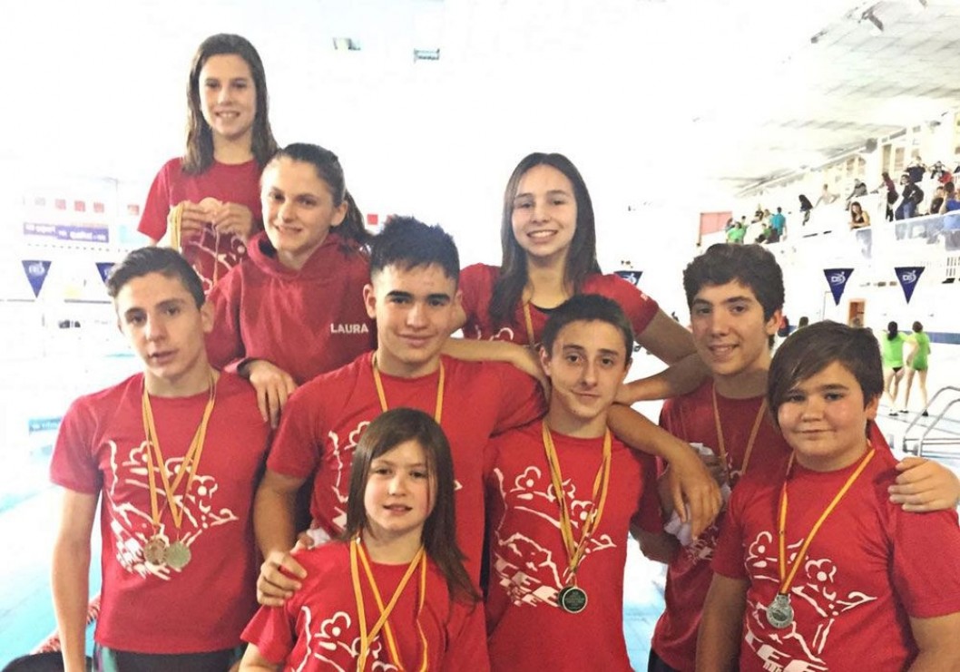 Ocho medallas para el CEE de Natación Ocho medallas para el CEE de Natación