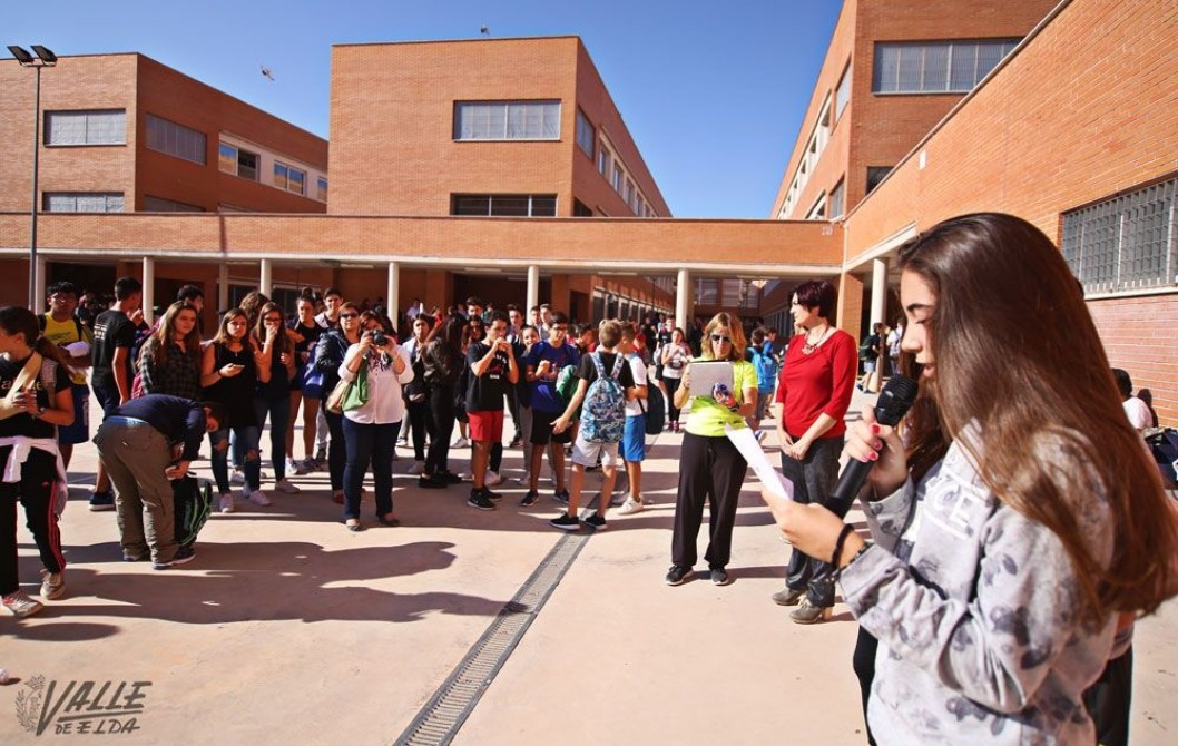 El IES La Torreta se suma al Día Europeo del Deporte Escolar El IES La Torreta se suma al Día Europeo del Deporte Escolar