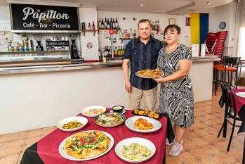 Pizzer&iacute;a-caf&eacute; Papillon ofrece  productos frescos y naturales en cada uno de sus platos
