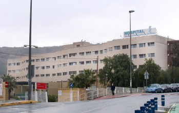 Contin&uacute;a el descenso de contagios con cuatro nuevos positivos y un fallecido en el Hospital de Elda