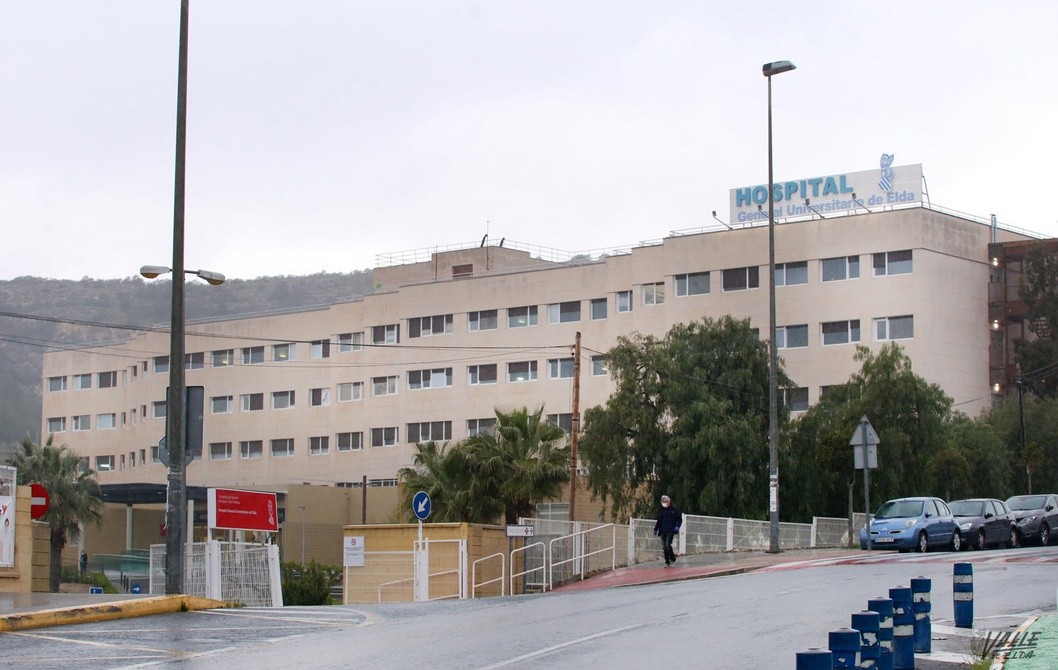 Continúa el descenso de contagios con cuatro nuevos positivos y un fallecido en el Hospital de Elda Continúa el descenso de contagios con cuatro nuevos positivos y un fallecido en el Hospital de Elda