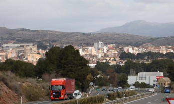 Elda se posiciona en contra del cobro por el uso de las autov&iacute;as