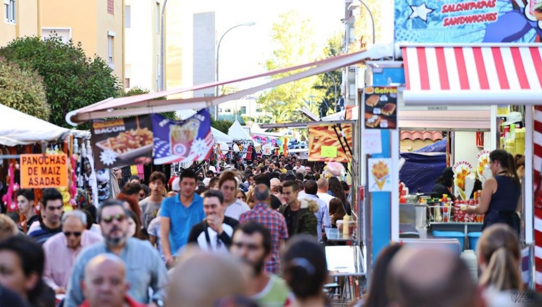Un mercadillo para los festeros en Petrer Un mercadillo para los festeros en Petrer