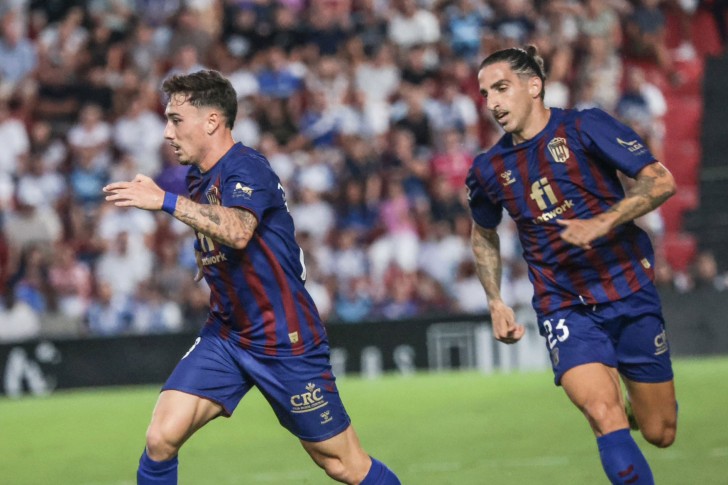 El Eldense inicia la temporada con una merecida victoria (2 - 1)
