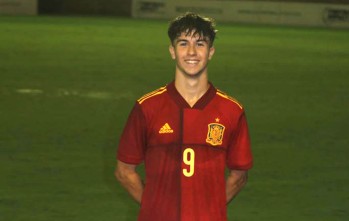El petrerense Hugo Alba vuelve a ser convocado con la Selecci&oacute;n Espa&ntilde;ola de F&uacute;tbol Sub-16