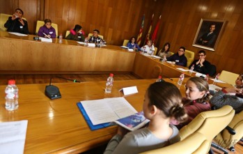 El pleno infantil pide m&aacute;s carriles bici as&iacute; como la mejora de los colegios de Elda