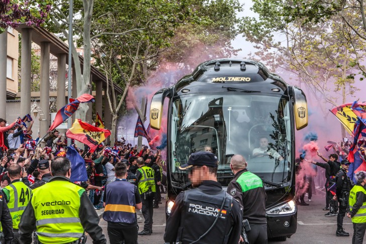 Eldense - Sporting de Gij&oacute;n en im&aacute;genes