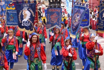 Los Realistas buscan letra para su pasodoble &ldquo;Bombacho azul&rdquo;