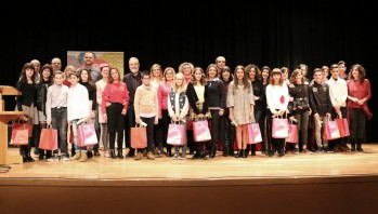 Reconocimiento a 13 estudiantes por tener los mejores expedientes acad&eacute;micos de Petrer