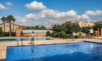 Petrer abre las piscinas
