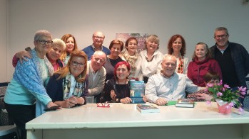 Elia Barcel&oacute; inicia en Elda la gira nacional de presentaci&oacute;n de su nueva novela Muerte en Santa Rita