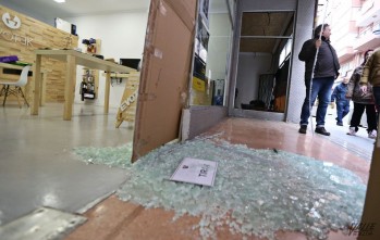 Contin&uacute;a la oleada de robos en Elda, esta vez en la calle Juan Carlos I