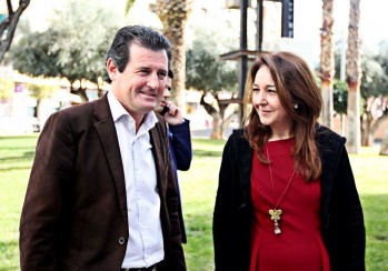 El presidente del PP de Alicante Jos&eacute; C&iacute;scar visita el Museo del Calzado y se interesa por la industria local