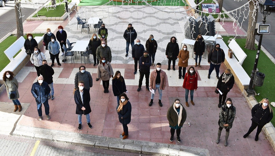 Petrer contrata a 29 desempleados mediante dos planes de empleo subvencionados con 303.000 euros Petrer contrata a 29 desempleados mediante dos planes de empleo subvencionados con 303.000 euros