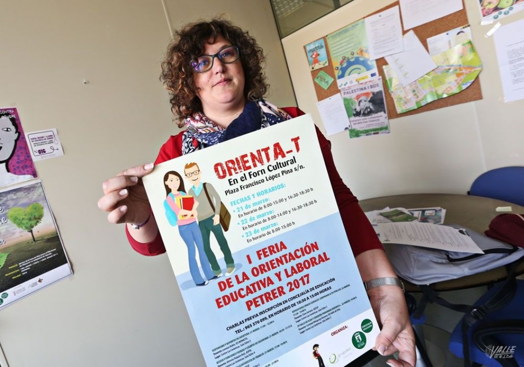 Petrer pone en marcha la primera Feria de Orientación Educativa y Laboral Petrer pone en marcha la primera Feria de Orientación Educativa y Laboral