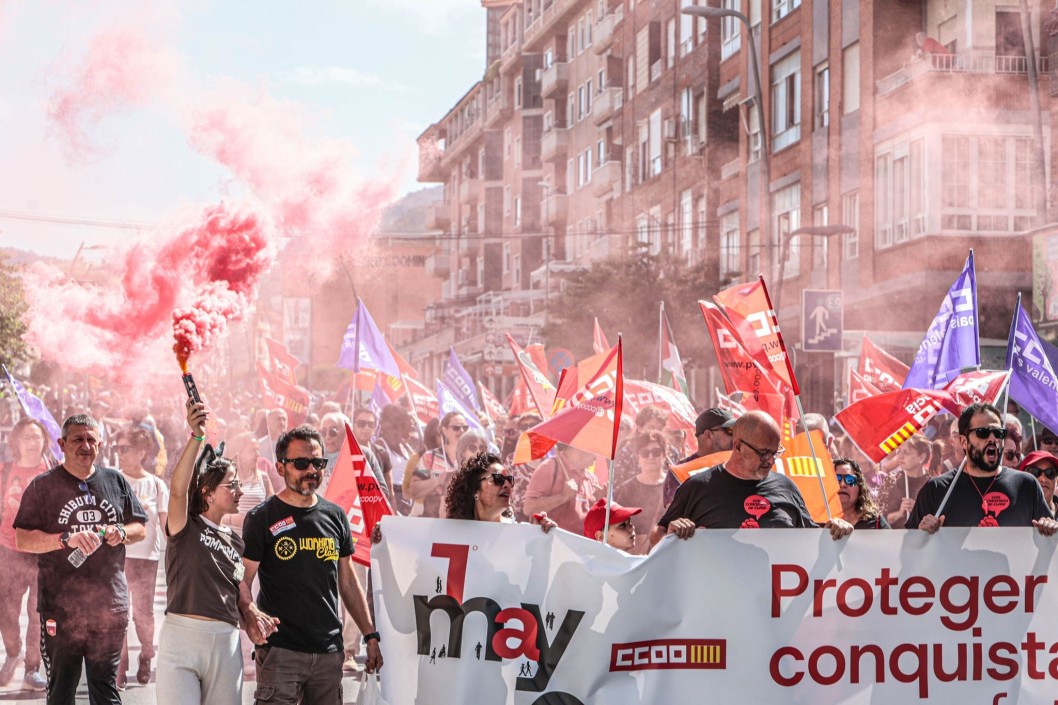 El Primero de Mayo reúne a cerca de un millar de personas en Elda y Petrer El Primero de Mayo reúne a cerca de un millar de personas en Elda y Petrer
