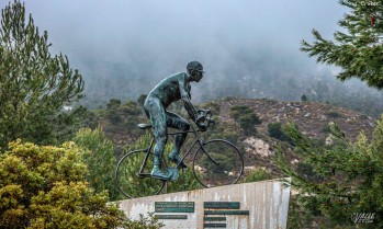 La Diputaci&oacute;n restituir&aacute; la escultura de 300 kilos robada del "Monumento al Ciclista" del Xorret de Cat&iacute;