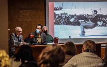 Un libro recoge la historia del m&iacute;tico club de balonmano Pizarro