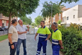 Tres trabajadores m&aacute;s para el mantenimiento de parques y jardines durante el verano en Petrer
