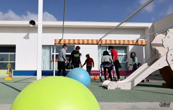 El colegio Miguel de Cervantes inicia una escuela de verano gracias a un convenio municipal