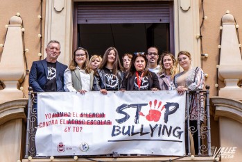 Elda se planta contra el acoso escolar