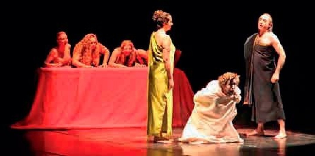 La Sede Universitaria trae al Teatro Castelar "Electra" y "Dos entremeses y medio" de forma gratuita La Sede Universitaria trae al Teatro Castelar "Electra" y "Dos entremeses y medio" de forma gratuita