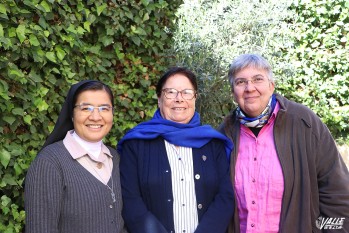 Las carmelitas celebran 125 a&ntilde;os de su entrega a la tarea educativa en Elda