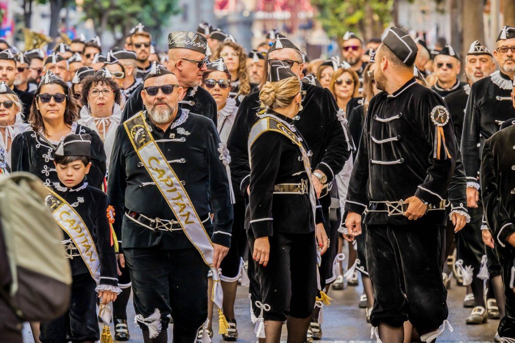 Los Estudiantes homenajearán en la Diana a los pueblos afectados por la DANA Los Estudiantes homenajearán en la Diana a los pueblos afectados por la DANA