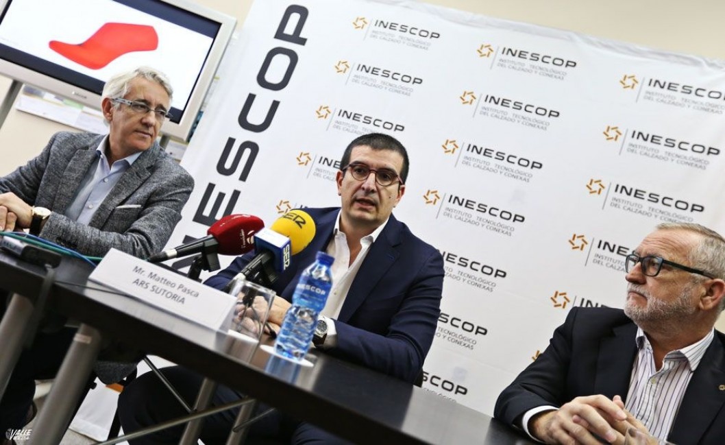 INESCOP firma un convenio con la prestigiosa escuela italiana de diseño de calzado Ars Sutoria INESCOP firma un convenio con la prestigiosa escuela italiana de diseño de calzado Ars Sutoria