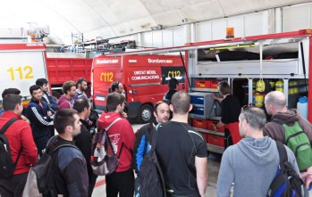 Los alumnos del ciclo de Coordinaci&oacute;n de Emergencias del Centro Integrado Valle de Elda comienzan sus pr&aacute;cticas en un parque de bomberos