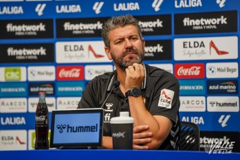 Fernando Est&eacute;vez: "Solo ha faltado el gol porque hemos estado a la altura de lo que se exig&iacute;a"