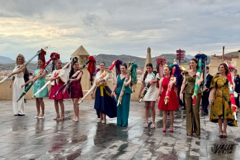 El D&iacute;a de Banderas llama a la fiesta en Petrer