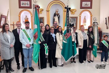 Las Huestes del Cad&iacute; bendicen las banderas de su 50 aniversario
