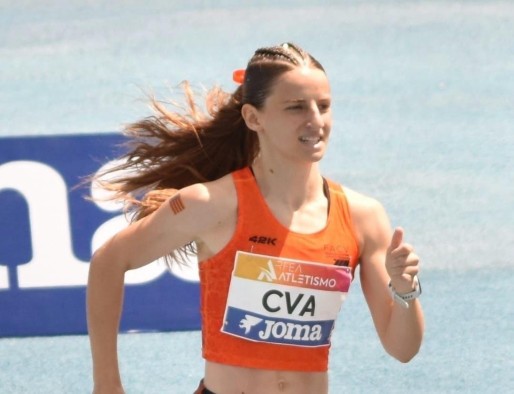 La atleta del CAPET de Petrer Remei Gonzalvez, campeona de Espa&ntilde;a en 2.000 metros obst&aacute;culos
