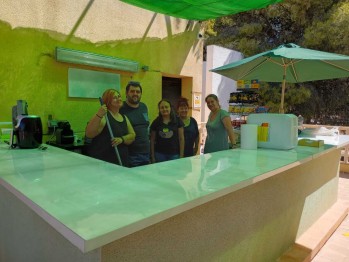 El Grupo Abril dirigir&aacute; este verano el quiosco de las piscinas de San Crisp&iacute;n