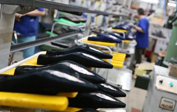 Agosto destruye 454 empleos en Elda y Petrer 