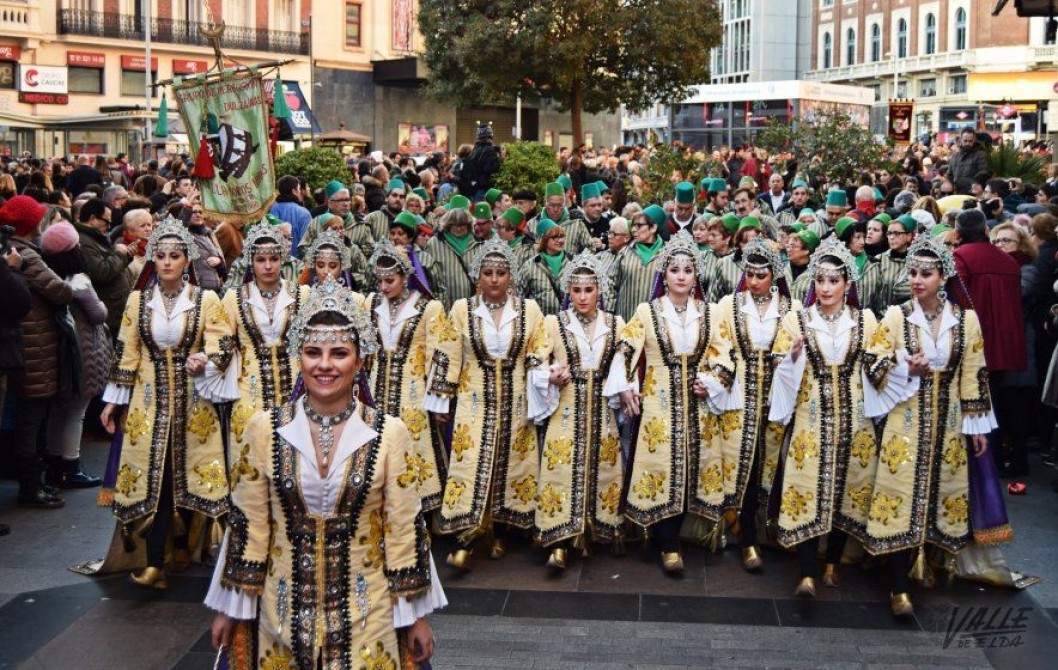 Los Moros y Cristianos de Petrer conquistan Madrid Los Moros y Cristianos de Petrer conquistan Madrid