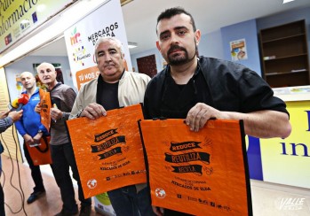 Los mercados de abastos entregar&aacute;n bolsas reciclables gratuitas a cambio de contestar un cuestionario 
