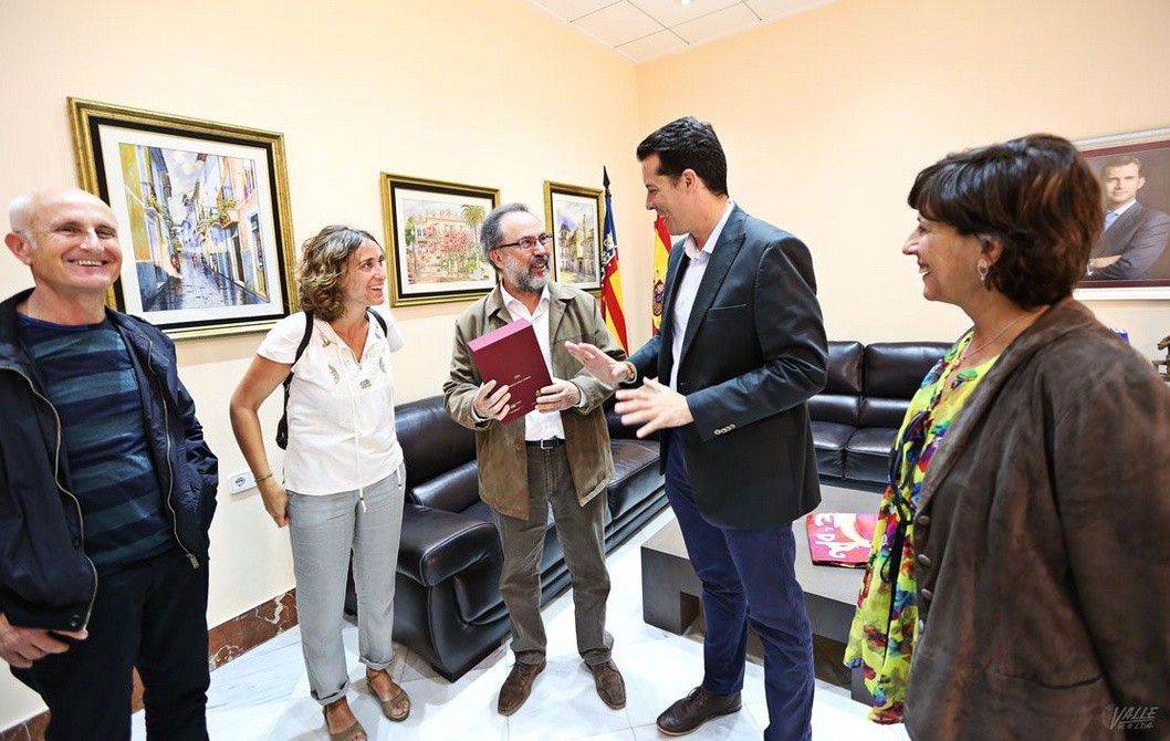 Brauli Montoya elegido nuevo miembro de la Academia Valenciana de la Lengua Brauli Montoya elegido nuevo miembro de la Academia Valenciana de la Lengua
