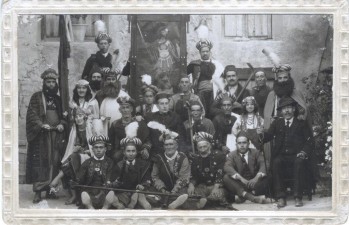 Dos siglos de Moros y Cristianos en Petrer