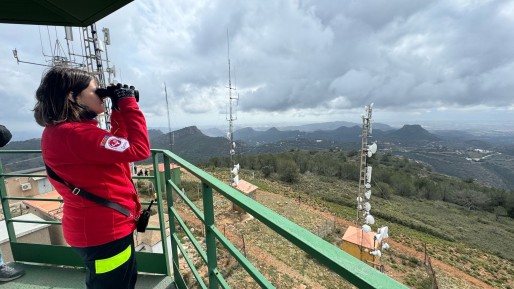 La Generalitat refuerza el dispositivo de prevenci&oacute;n y extinci&oacute;n de incendios hasta coordinar 1.357 efectivos para la campa&ntilde;a de Semana Santa y Pascua