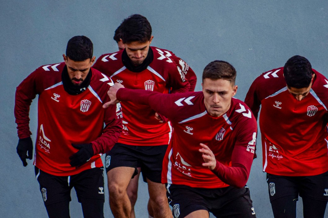El Eldense vuelve a los entrenamientos tras el par&oacute;n de Navidad