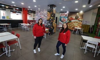 Mucho M&aacute;s que Pizza, un negocio eldense liderado por dos mujeres