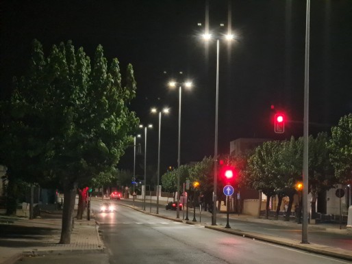 Elda mejora la iluminaci&oacute;n de la avenida del Mediterr&aacute;neo con luminarias LED