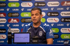 Javi Calleja: "El partido ante el Granada va a ser dur&iacute;simo"
