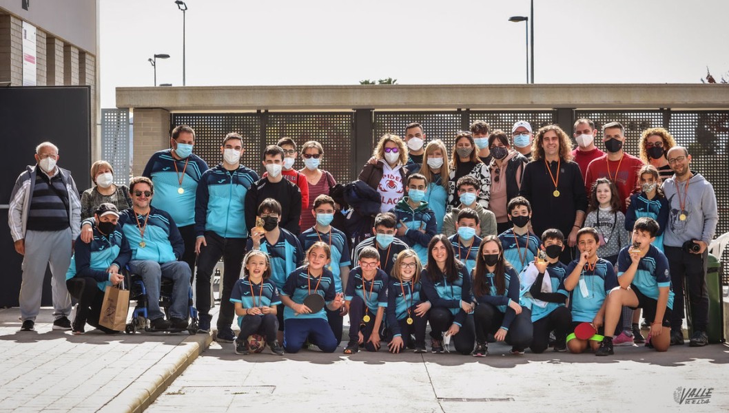 El Club Tenis de Mesa Elda celebra un súper campeonato para sus jugadores El Club Tenis de Mesa Elda celebra un súper campeonato para sus jugadores