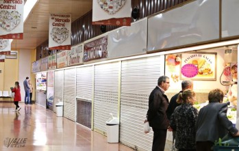 El Mercado Central presenta casi la mitad de los puestos vac&iacute;os por lo que piden incentivos fiscales